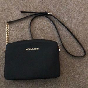 Michael Kors Jet Set Large Saffiano Crossbody